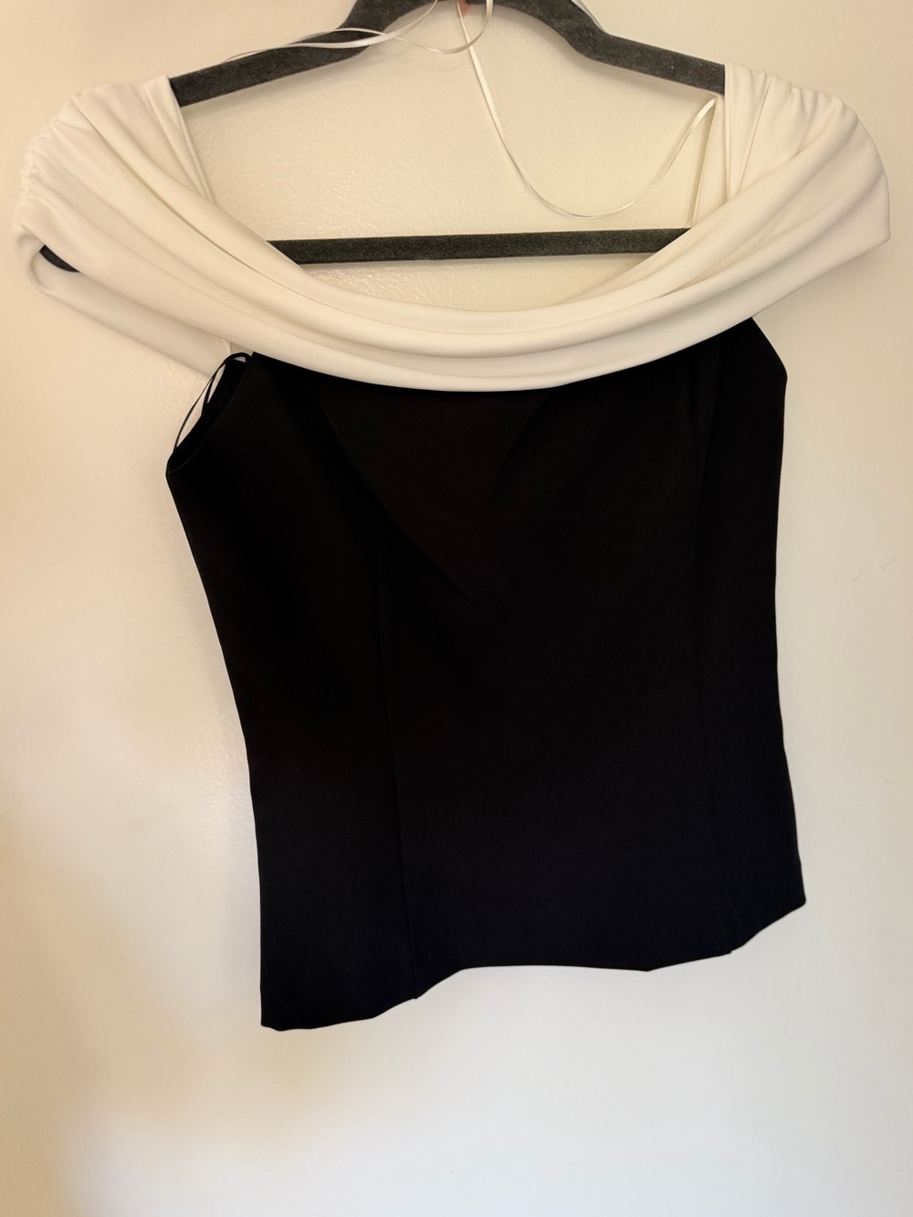 NWT* Zara Off-Shoulder Black and White Top